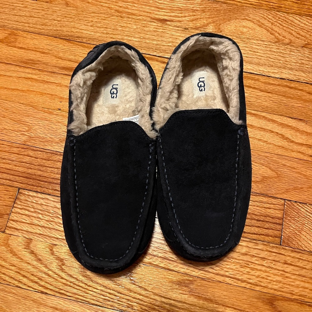 Ugg slippers